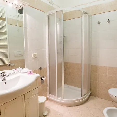 Apartahotel California 4*