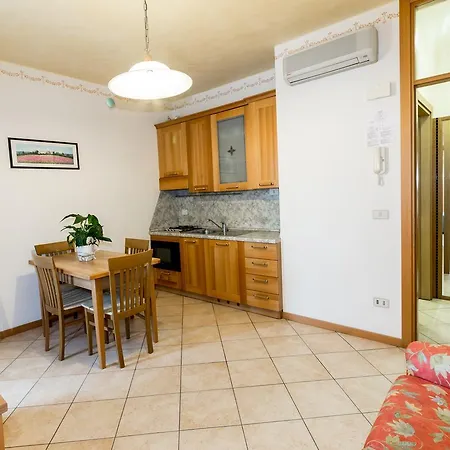 Apartahotel California 4*