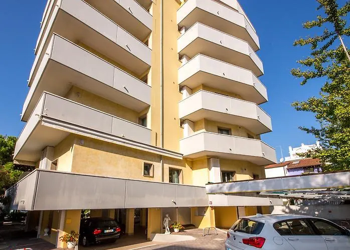 Apartmanhotel California 4*