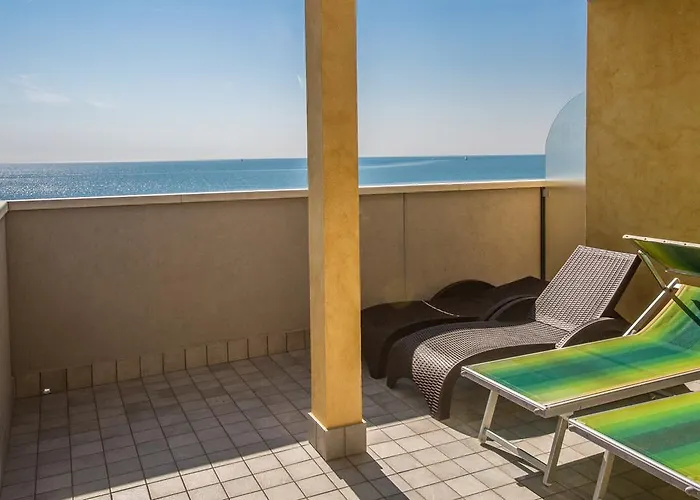 Apartmanhotel California 4*